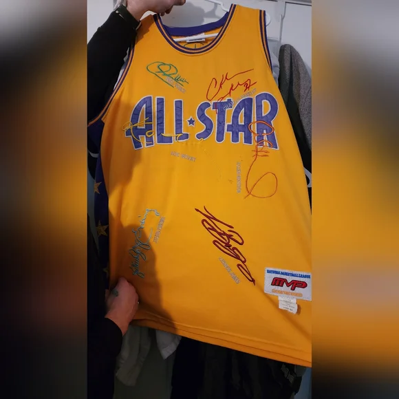 2500 - Picture 2 of 2